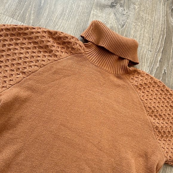 BB Dakota Steve Madden Terra-cotta Color Sweater Size XSmall - Picture 2 of 2